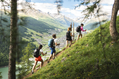 ALPEJSKI URLOP BEZ STRESU. LIVIGNO ROZWIJA APLIKACJĘ MYLIVIGNOPASS, KTÓRA PRZENOSI TURYSTÓW DO XXI WIEKU.
