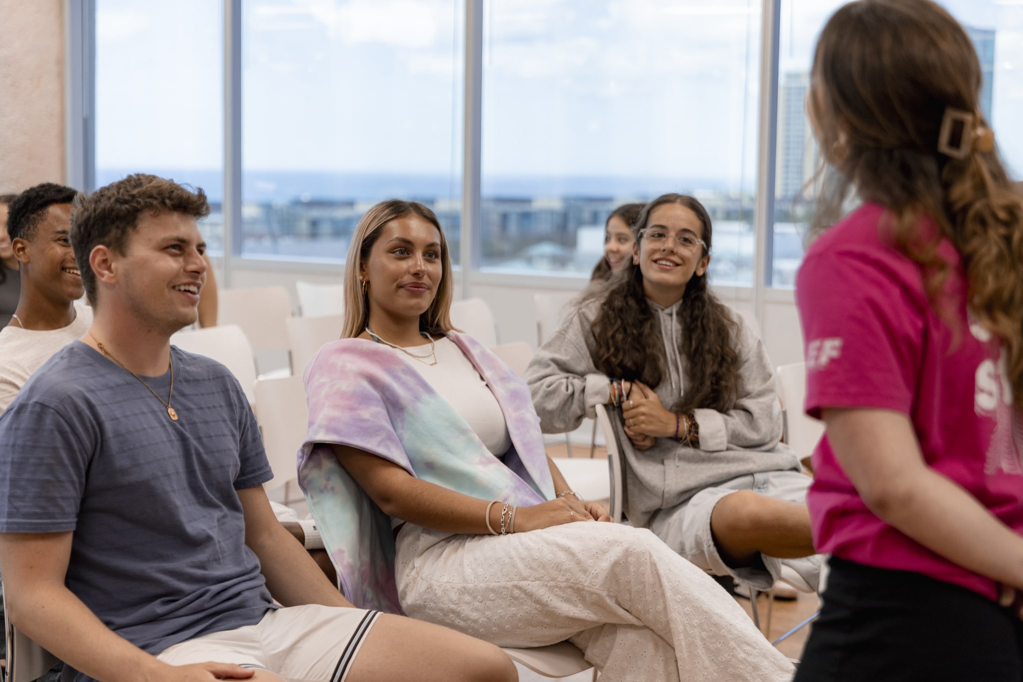 Angielski w Polsce. Raport EF pokazuje, kto radzi sobie najlepiej, a kto wciąż nadrabia